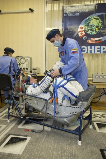 Expedition 43 Preflight