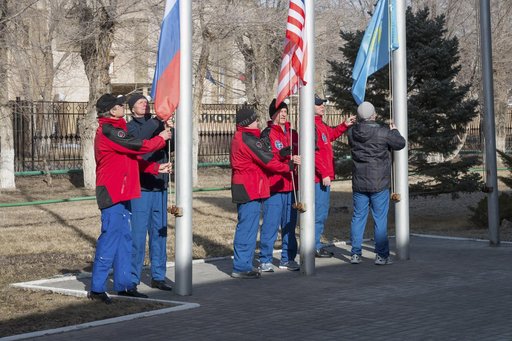 Expedition 43 Flag Raising