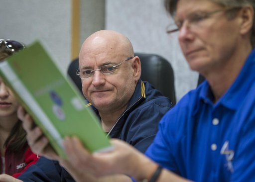 Expedition 43 Preflight