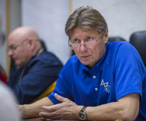 Expedition 43 Preflight
