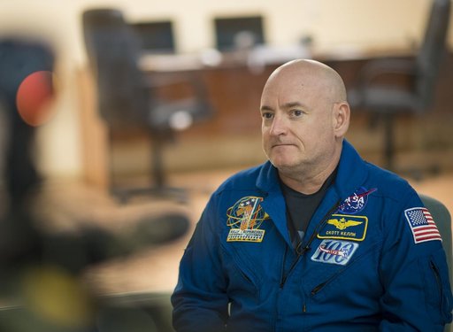 Expedition 43 Preflight
