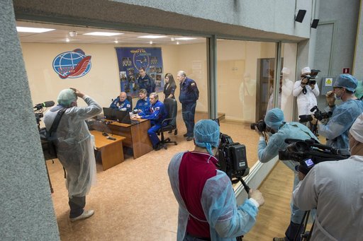 Expedition 43 Media Day