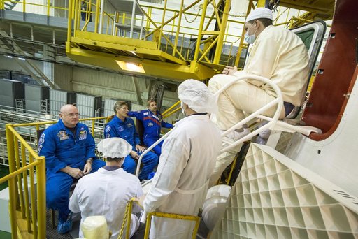 Expedition 43 Soyuz Check