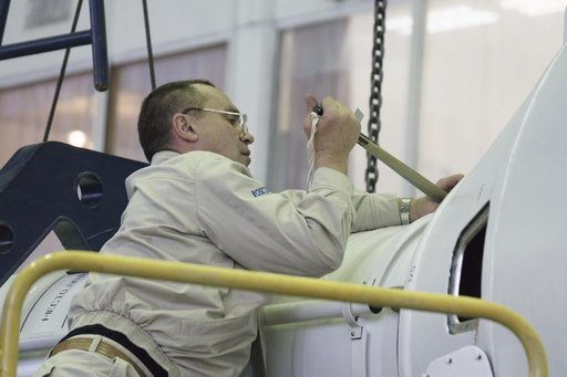 Expedition 43 Soyuz Assembly