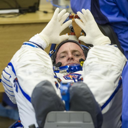 Expedition 43 Preflight
