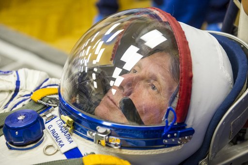 Expedition 43 Preflight