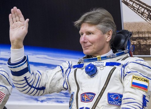 Expedition 43 Preflight