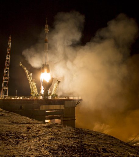 Expedition 43 Launch