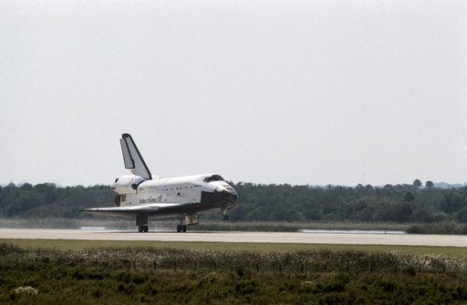 Space Shuttle Challenger landing at Kennedy Space Center at end of STS 41-G