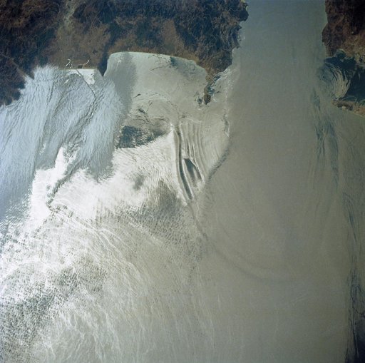 STS-41G earth observations
