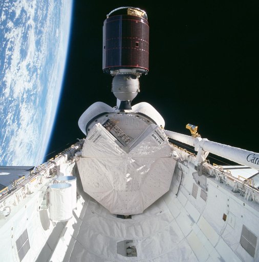 Deployment of the Telesat-I (Anik C-1) on first day of STS 51-D mission