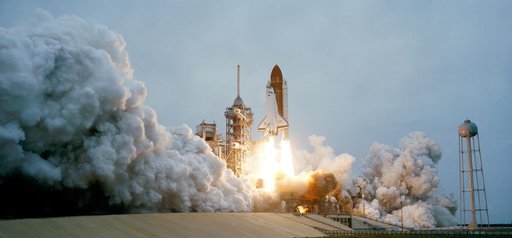 View of the shuttle Discovery STS 51-D launch