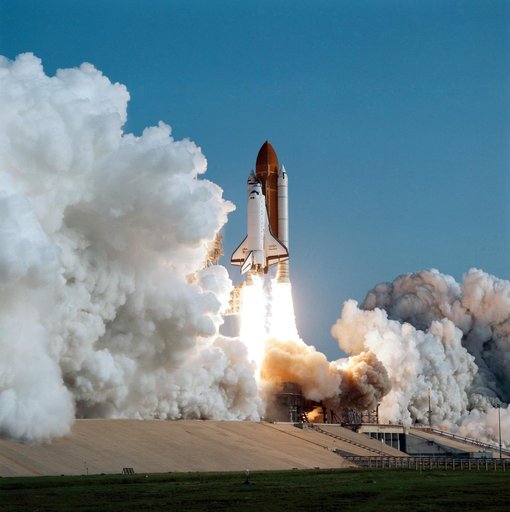 Launching of the Shuttle Discovery and the STS 51-G mission