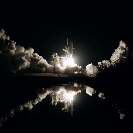 Launch of the Shuttle Columbia and begining of STS 61-C mission