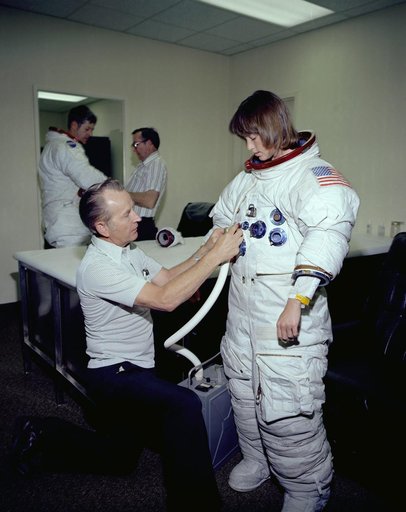 History of Hubble Space Telescope (HST)