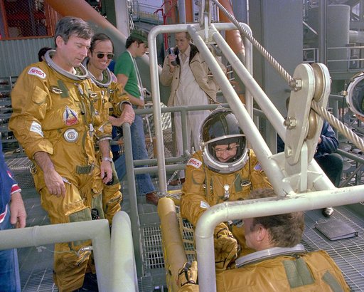 KSC-81pc-0013