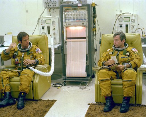 KSC-81pc-0186