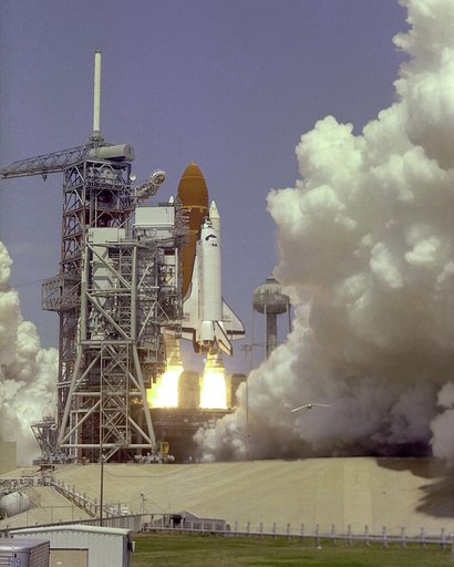 KSC-83pc-0147
