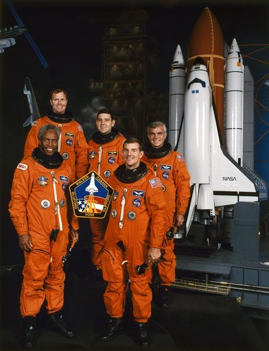 KSC-92pc-2324