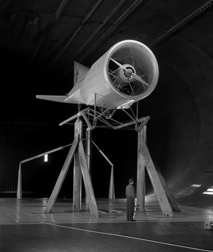 Collins Aerodyne VTOL model.