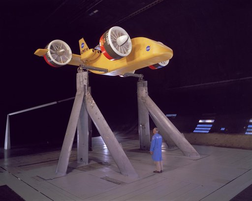 Tandem Dual Ducted Fan V/STOL Model in Ames 40x80 foot Wind Tunnel.