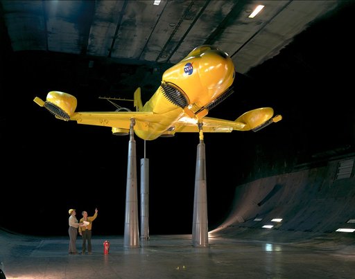 AC75-0919. Lift Fan STOL Transport in Ames 40x80 Foot Wind Tunnel.