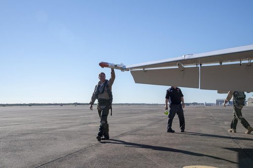 NASA Pilots Prepare for QSF18 Flight