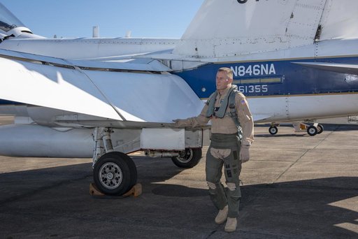 NASA Pilots Prepare for QSF18 Flight