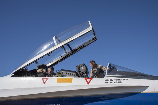 NASA Pilots Prepare for QSF18 Flight