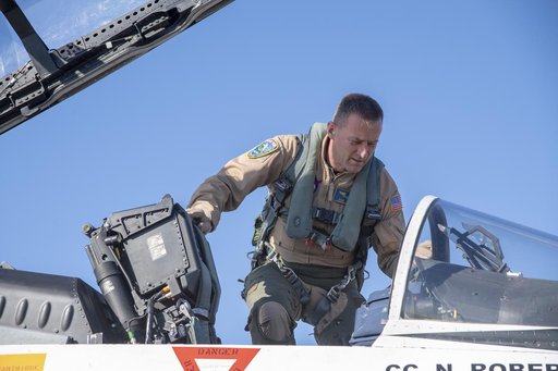 NASA Pilots Prepare for QSF18 Flight