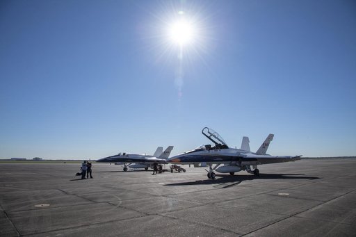 NASA Pilots Prepare for QSF18 Flight