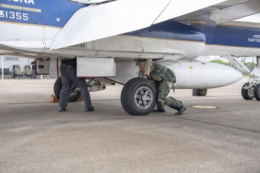 NASA F/A-18 Prepares for Supersonic Research Flight