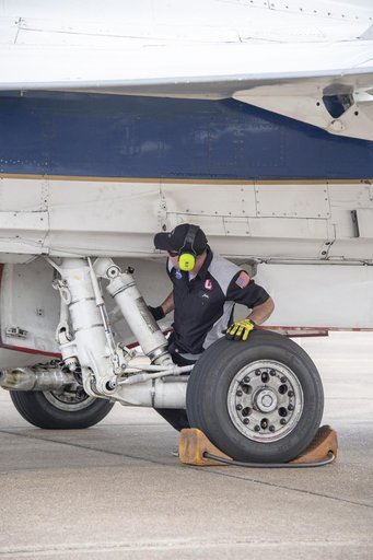 NASA Ground Crews Prepare F/A-18 for QSF18 Takeoff