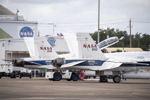 NASA Ground Crews Prepare F/A-18 for QSF18 Takeoff