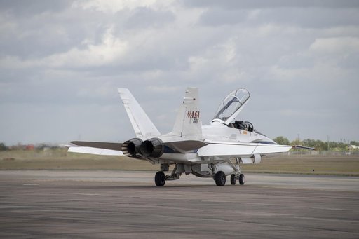 NASA Ground Crews Prepare F/A-18 for QSF18 Takeoff