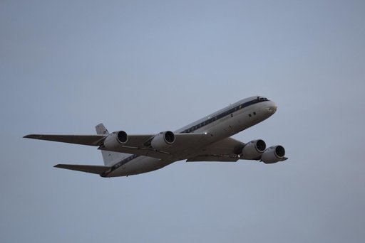 DC-8 Sunset Lift Off