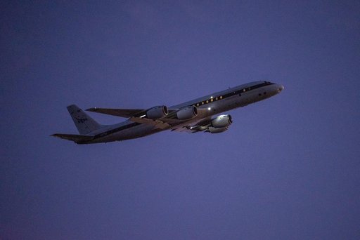 DC-8 Sunset Lift Off