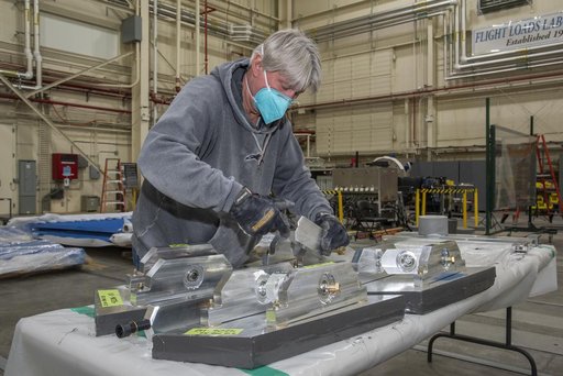Title: NAVAIR F/A-18E Undergoes Loads Testing at NASA Armstrong