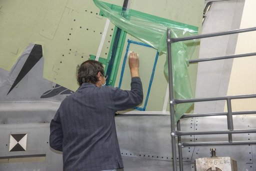 Title: NAVAIR F/A-18E Undergoes Loads Testing at NASA Armstrong