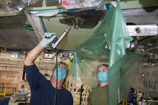 Title: NAVAIR F/A-18E Undergoes Loads Testing at NASA Armstrong