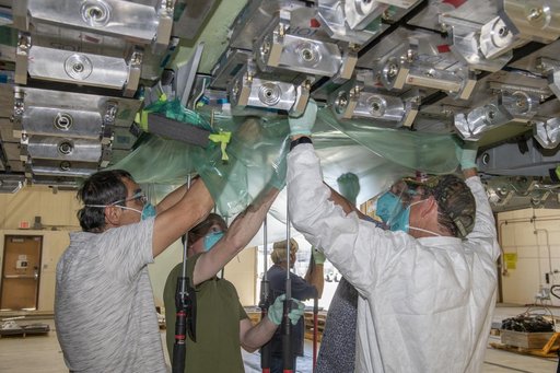 Title: NAVAIR F/A-18E Undergoes Loads Testing at NASA Armstrong