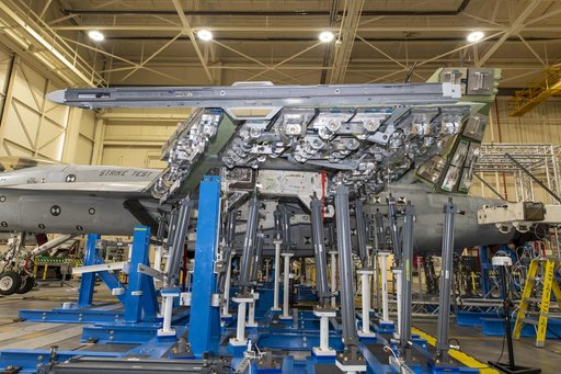 Title: NAVAIR F/A-18E Undergoes Loads Testing at NASA Armstrong