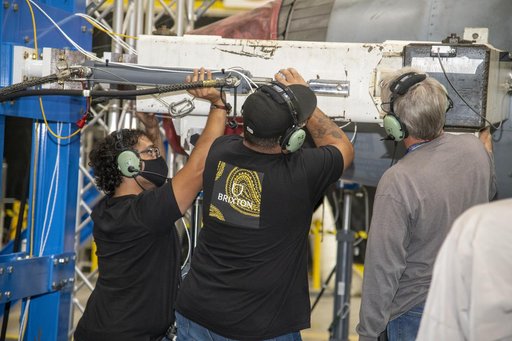 Title: NAVAIR F/A-18E Undergoes Loads Testing at NASA Armstrong