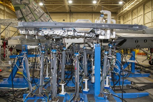 NAVAIR F/A-18E Undergoes Loads Testing at NASA Armstrong