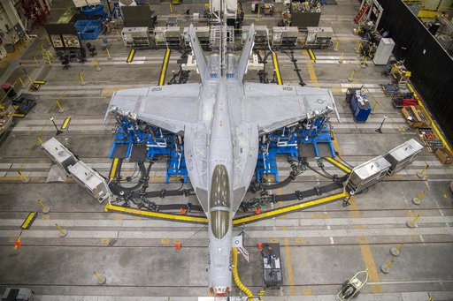 NAVAIR F/A-18E Undergoes Loads Testing at NASA Armstrong