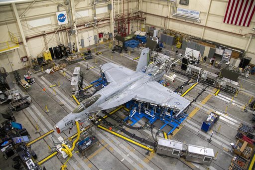 NAVAIR F/A-18E Undergoes Loads Testing at NASA Armstrong