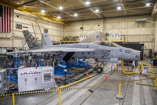 NAVAIR F/A-18E Undergoes Loads Testing at NASA Armstrong