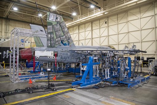 NAVAIR F/A-18E Undergoes Loads Testing at NASA Armstrong