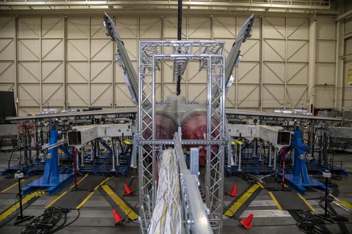 NAVAIR F/A-18E Undergoes Loads Testing at NASA Armstrong