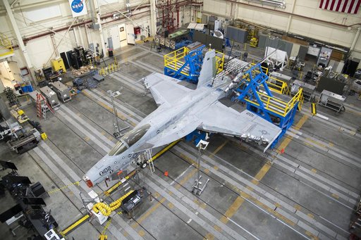 NAVAIR F/A-18E Undergoes Loads Testing at NASA Armstrong